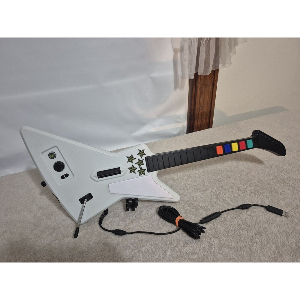 RedOctane Guitar Hero X-Plorer Wired Guitar Controller Xbox 360 White 95065